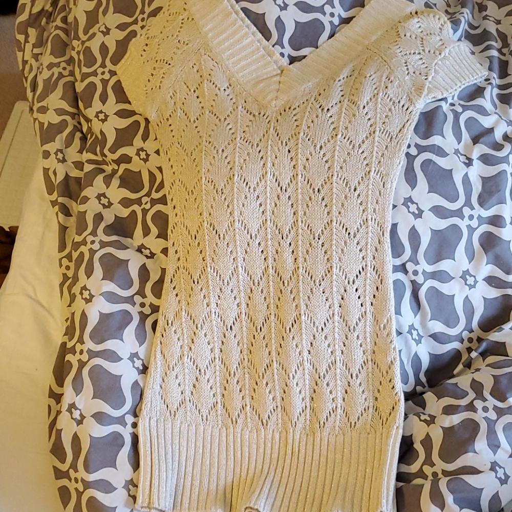 Cache beige & gold sweater